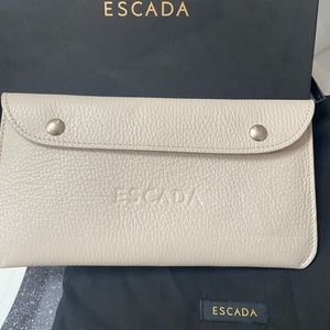 Escada cream clutch
